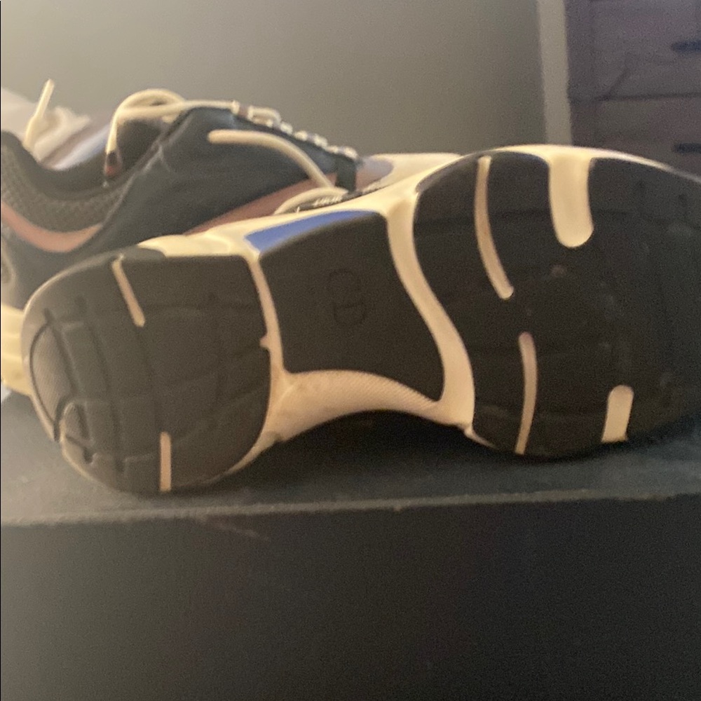 Dior Blue and White Sneakers with Mesh Uppers - Picture 3 of 6